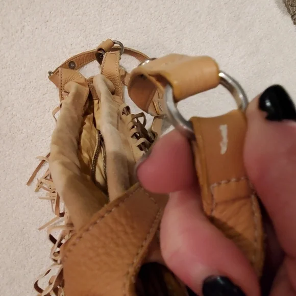 Hogan fringe shoulder bag. Leather/suede. Open top. - Picture 15 of 16